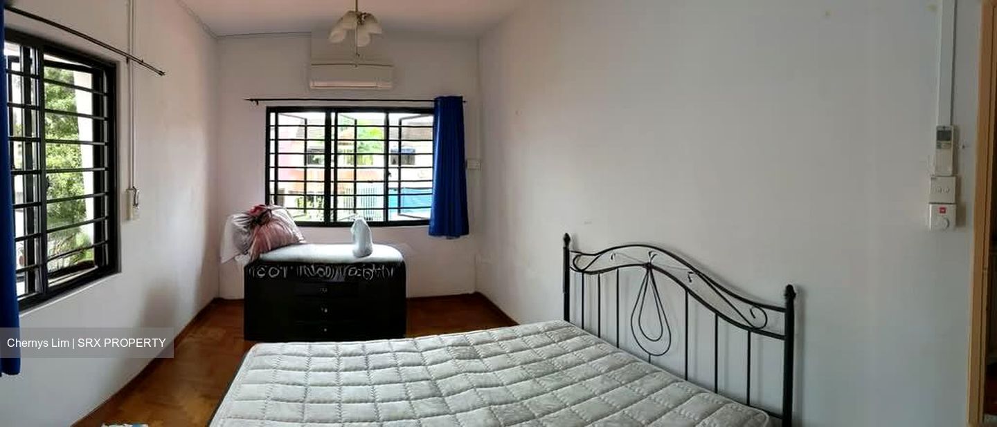Paya Lebar Gardens (D19), Terrace #565804051